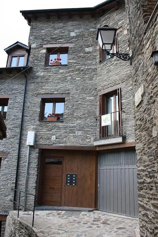 Apartment Nadal Apartaments Llavorsi Spain