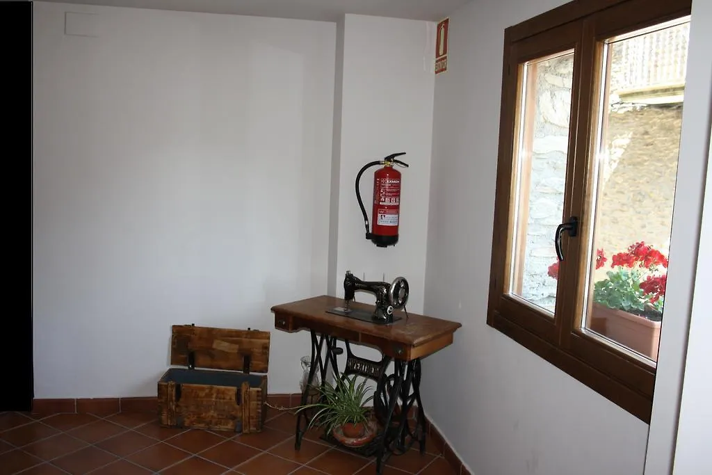 Nadal Apartaments Llavorsi Spain